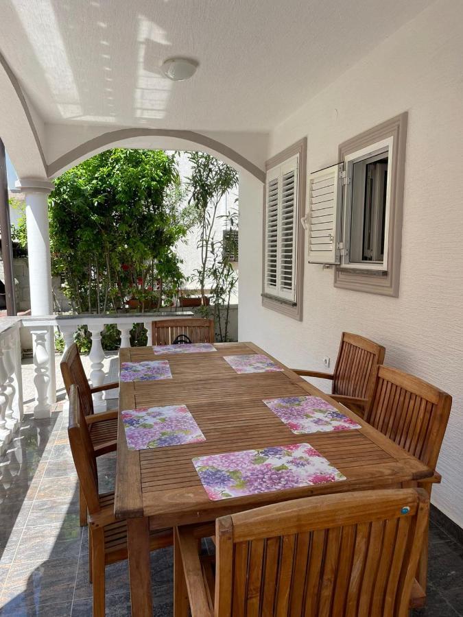 Apartmani Ira Vir Exterior foto