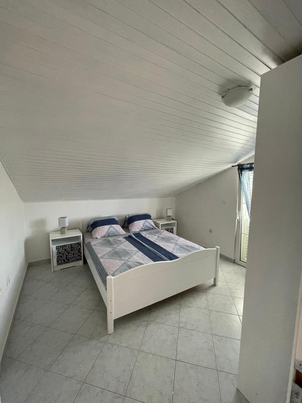 Apartmani Ira Vir Quarto foto