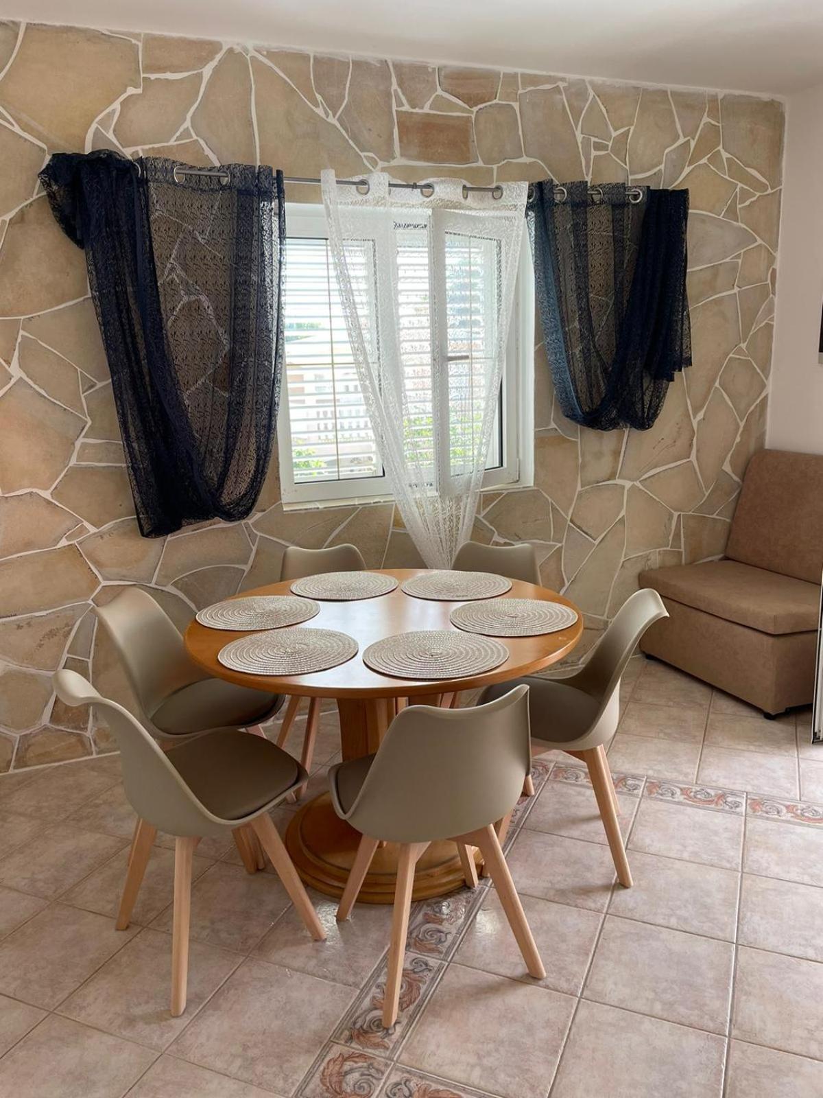 Apartmani Ira Vir Quarto foto